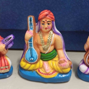 SANGEETHA MUMMURTHIGAL - CLAY - 6.5" - BLUE BASE - BIG