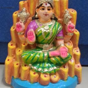 PUTHU AMMAN - CLAY - 10.5"